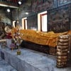 พระนอนตาสับปะรด อันเก่าแก่