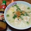 ข้าวต้มกุ้งสดใส่ไข่