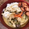 ขนมจีนแกงเขียวหวานไก่+ไก่ทอด