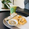 กะลอจี๊ และ Matcha Latte Milky Frappe แนะนำให้สั่งดิปปิ้งเช็ตมาเพิ่ม