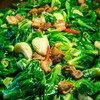 แขนงหมูกรอบ