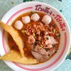 ก๋วยเตี๋ยวหมูต้มยำครับ 40 บาทอร่อยสุดๆ
