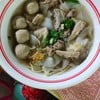เส้นใหญ่พิเศษเนื้อเปลือย น้ำใส 50 บาท
