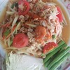 ที่นี่มีส้มตำขายด้วยนะ อร่อยไม่เเพ้เมนูอื่น ใครมาทานต้องลอง