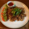 หมูทอดกระเทียม หมูทอดกระเทียม
