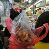ดำรงค์ ไส้อั่ว หมูทอด น้ำพริกหนุ่ม กาดหลวง เชียงใหม่
