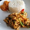 ชุดข้าวราดผัดสะบัดช่อ + ต้มยำกุ้ง 165 ฿
