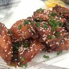 ปีกไก่เกาหลีรสเผ็ด (กับ) ปีกไก่เกาหลีรสเผ็ด (กับ)
