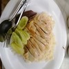 สะโพกไม่เอาหนัง ข้าวมันมันจริงคะ ไก่แอบแข็งเล็กน้อย แต่รสชาติออกเค็มนำนะคะ