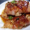 อกไก่พันเบคอน