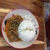แพนงเนื้อผัดแห้งราดข้าว แพนงเนื้อผัดแห้งราดข้าว