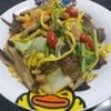 ยากิโซบะผัดเห็ดสามอย่างและธัญพืช(อาหารเจ)