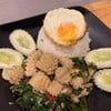 กะเพราปลาหมึก