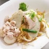แซว ก๋วยเตี๋ยวหมู ปลา สุขุมวิท 49