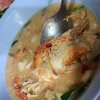 ต้มยำกุ้งบางลำภู (เจ้าเก่า-เจ้าแรก) ปากทางเข้าอาคารจอดรถของกทม. ถนนไกรสีห์