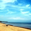 หาดโค้งไกลสุดสายตา