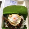 ข้าวผัดกระเพราหมูกรอบไข่ดาว