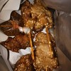 หมูทอดไก่ทอด หมักมาดี แต่หมูเป็นมันครึ่งนึงเลย