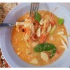 ต้มยำกุ้งบางลำภู (เจ้าเก่า-เจ้าแรก) ปากทางเข้าอาคารจอดรถของกทม. ถนนไกรสีห์