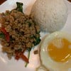 ข้าวกระเพราหมูสับโบราณ+ไข่ดาว