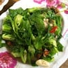 แขนงคะน้าหมูกรอบ