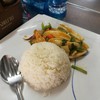 ปลาหมึกขยี้ไข่ราดข้าว