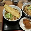 อุด้งและเทมปุระปลาหมึก..แต่ที่กินมันชิกุวะชัดๆ