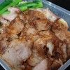 หมูเยอะมาก น้ำราดรสชาติเข้มข้น ออกหวานนิดๆ เส้นอร่อยดี 