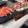 ของแถม แซลมอลโรล+ชูชิ