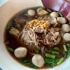 ก๋วยเตี๋ยวเนื้อ สว่างอรุณ (โชคชัย4)