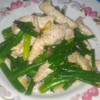 ดอกหอมผัดหมู