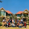 สวนหน้าบ้านกับภาพหมู่ค่ะ