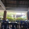 บรรยากาศภายในร้านร่มรื่น