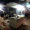 ร้านรถเข็นริมถนน