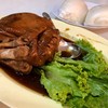 ขาหมูหม่านโถว