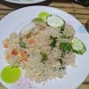 ข้าวผัดจืด สั่งข้าวผัดทะเลได้ปลาหมึกมา4ชิ้น ราคา60บาท