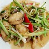 เนื้อปลากระพงผัดคึ่นช่าย เนื้อปลากระพงผัดคึ่นช่าย