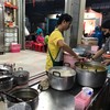 ข้าวแกงเจ๊กปุ้ย (เจ้เฉีย)