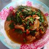 ต้มยำกุ้งบางลำภู (เจ้าเก่า-เจ้าแรก) ปากทางเข้าอาคารจอดรถของกทม. ถนนไกรสีห์