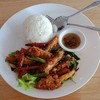 ข้าวกะเพราไก่กรอบ
