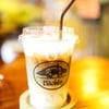 มาชิมกาแฟบ้านคนแคระ แต่สะดุดตาเบียร์ในตู้