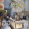 ร้านคาเฟ่อยู่ใต้โฮสเทลนามว่า The Orientale