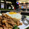 ข้าวกระเพราหมูไข่ดาว
