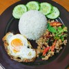 ข้าวปลอดสารพิษน้ำตาลต่ำ​ ราดกระเพราหมูสับแห้งๆ​รสชาดเข้มข้น