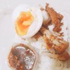 น้ำจิ้มอร่อย หมูนิ่มมากๆค่ะ ทานคู่กับข้าวสวยร้อนๆ พร้อมน้ำจิ้ม แปปเดียวหมดกล่อง