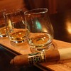 ใครที่ไม่เคยสูบ​ cigar แต่อยากลอง​ ทางร้านมีพนักงานคอยให้คำแนะนำ​ หรือถ้ามีพื้นฐ