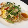 รสชาติกลางๆ แห้งๆเผ็ดๆมันๆงงๆ
