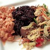 ไรซ์เบอรี่ ไก่ผัดขิง ไก่มะเขือเทศ