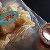 ร้านนี้ขึ้นชื่อ มีทั้งเกี๊ยว ขนมปังหน้าหมู ปลาไข่