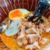 เกี่ยวเตี๋ยวหมูต้มยำไข่